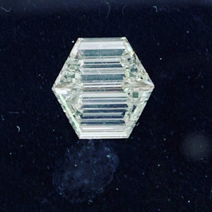 TAPPER BAGUETTE - Carat Weight 1.06, Color E, Clarity VVS, Certified by None